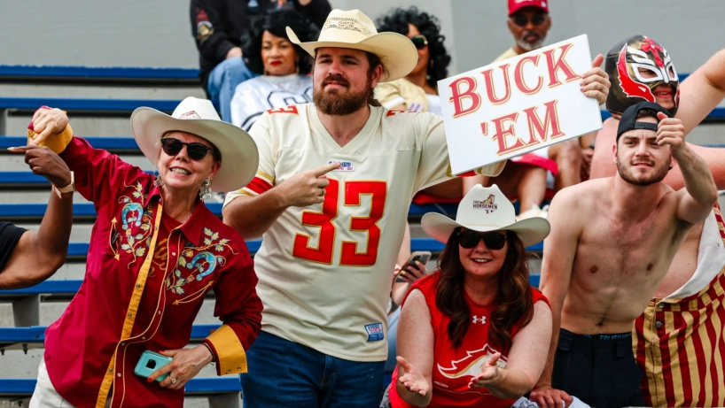 Birmingham Stallion fans cheering them on against the Memphis Showboats